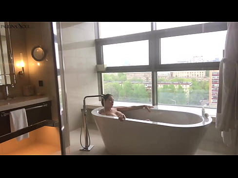 ❤️ Riesiges Babe wichst leidenschaftlich ihre Muschi im Badezimmer ❤ Sex bei uns de.teatroporno.ru ❌❤