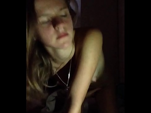 ❤️ Ein Mädchen masturbiert und wichst ❤ Sex bei uns de.teatroporno.ru ❌❤